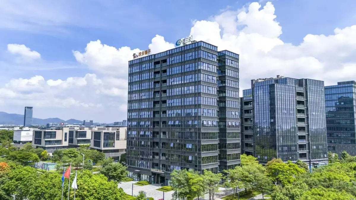 养猪平台创新盈利模式：大数据服务与溯源销售的双轮驱动解析
